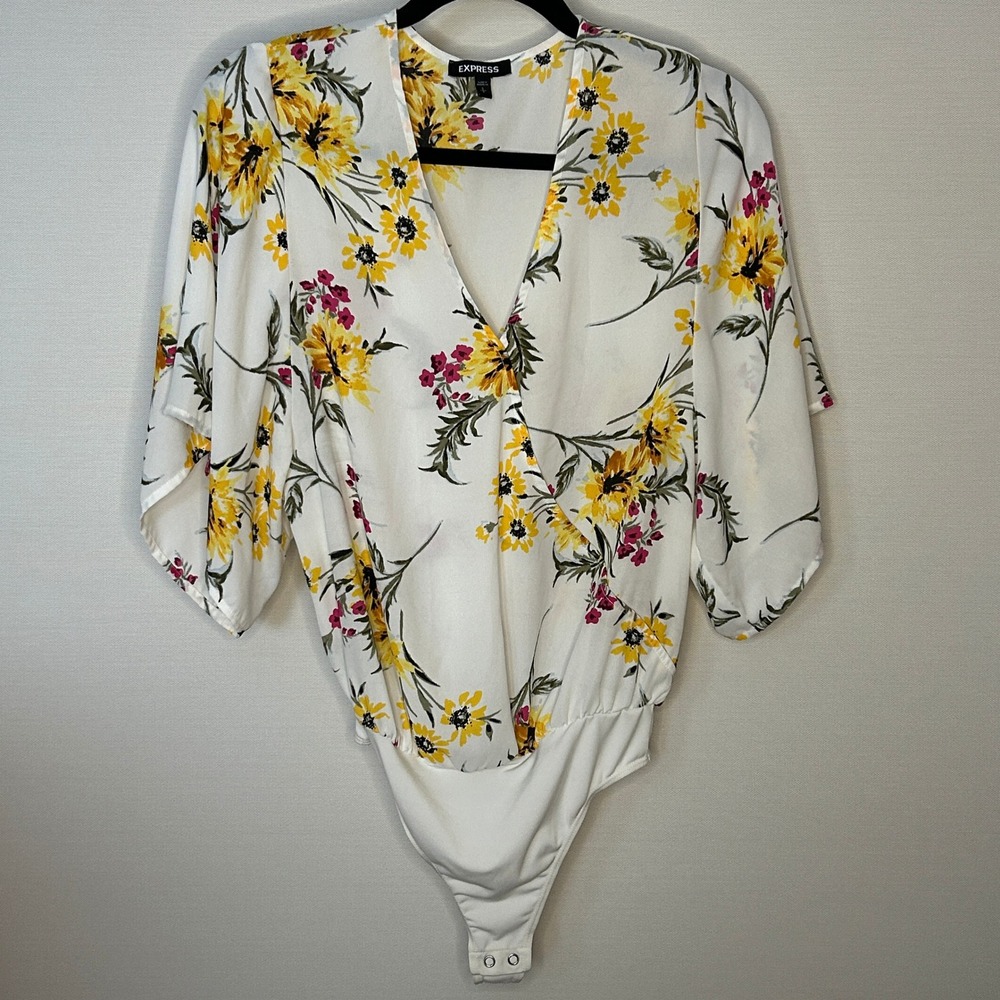 EXPRESS Floral Print V Neck Kimono Sleeve Bodysuit White Yellow Pink Women Small